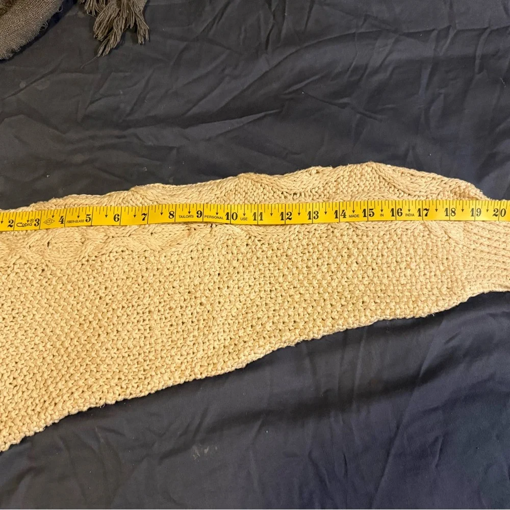 WinterSilks Women's Cable Knit Cream Sweater (2) - Picture 10 of 12